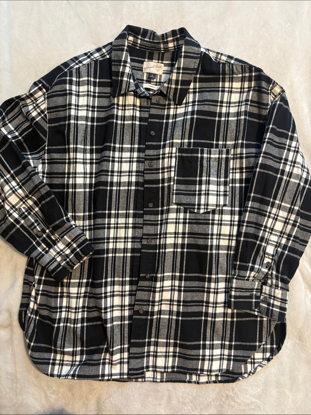 Universal Thread Black and White Plaid Button-Down Shirt